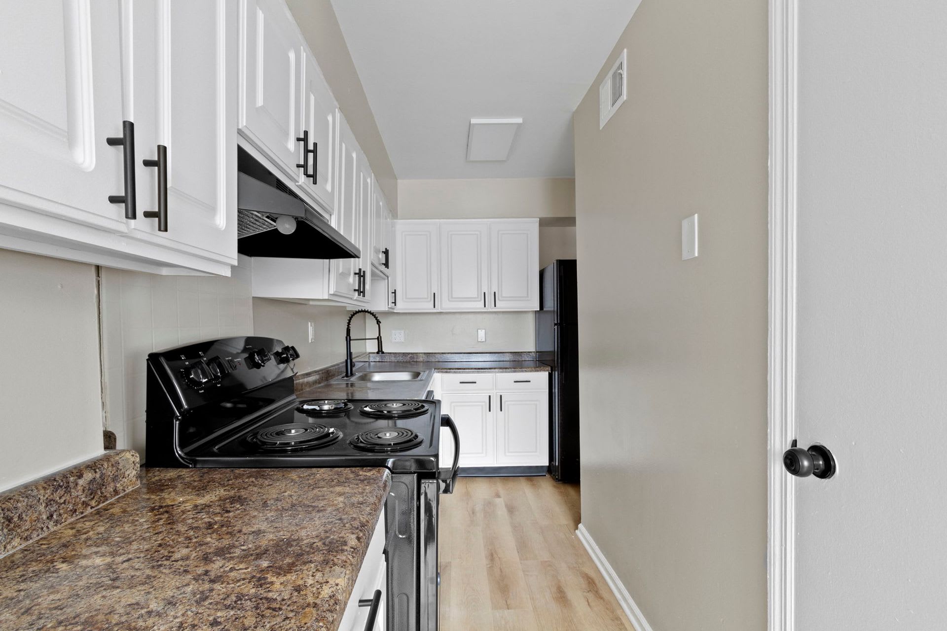 The Prairies Apartment Homes – photo 2
