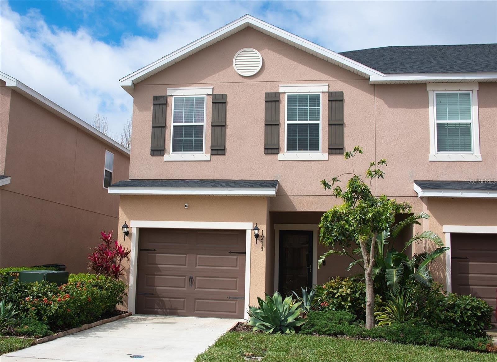 1213 GRANTHAM Drive – photo 1