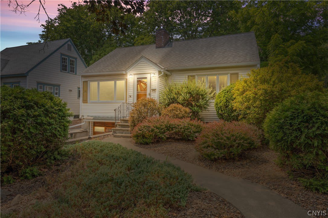 444 Buckingham Avenue – photo 2