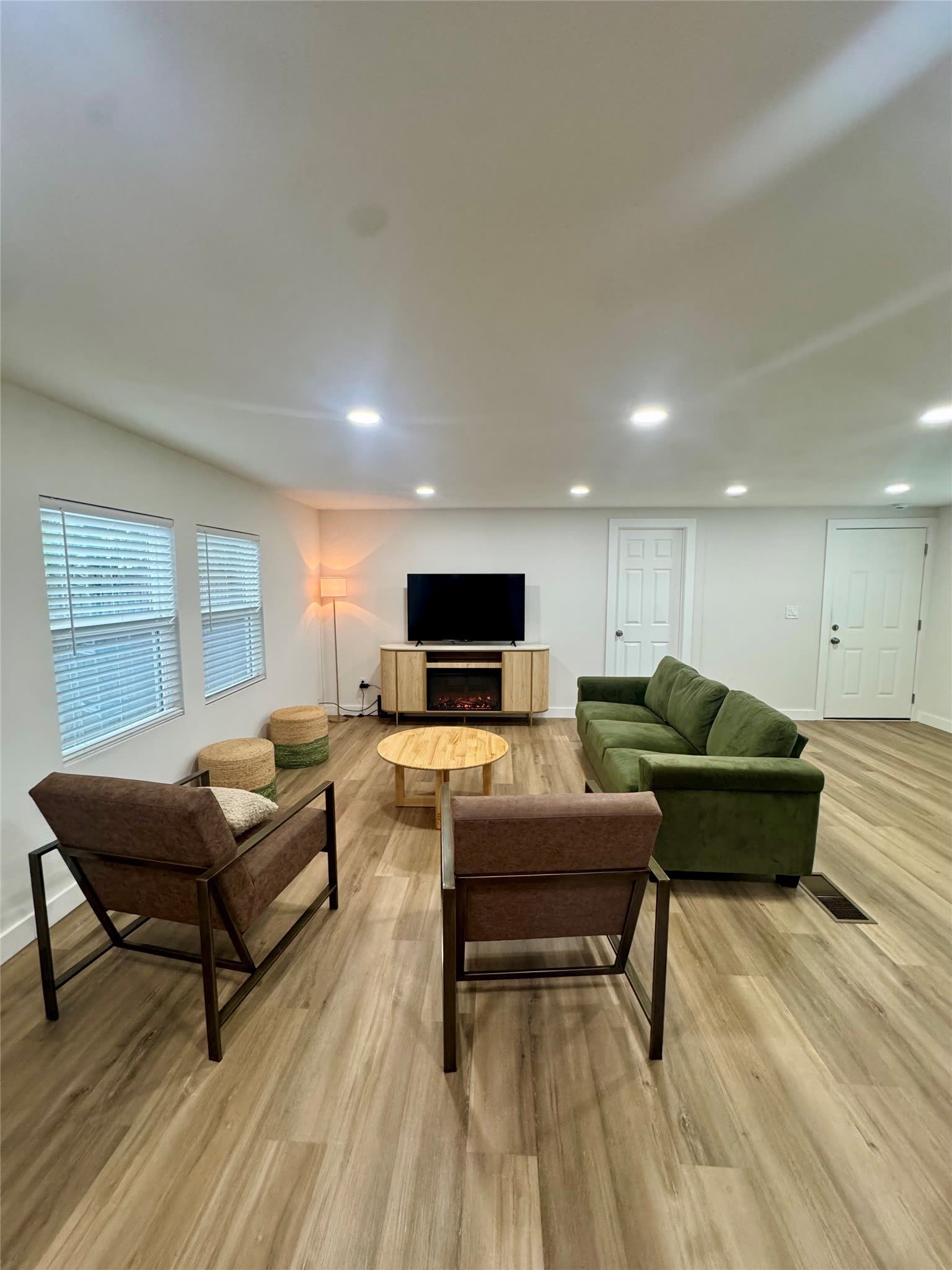 889 Quail Creek Circle – photo 2