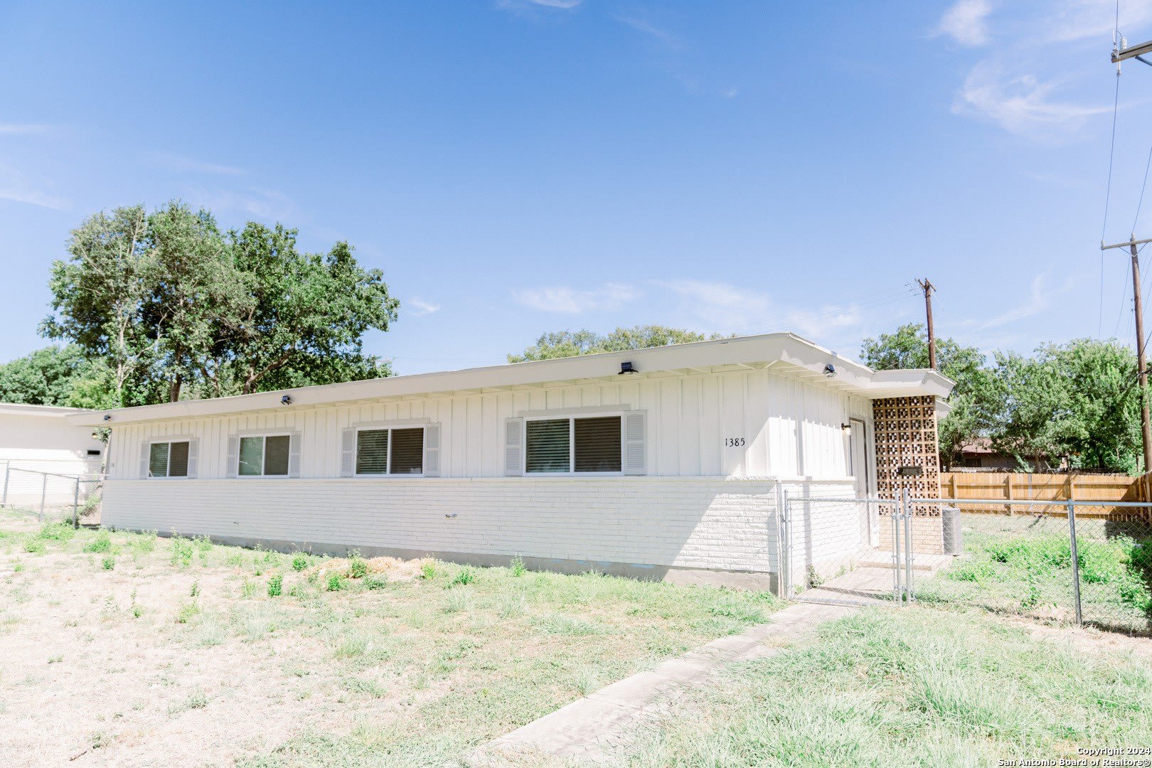 1385 OBLATE DR – photo 2