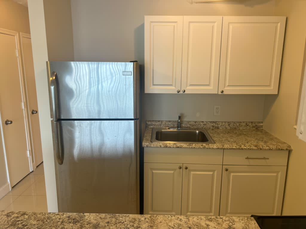 300 Northeast 191St Streetunit 206 – photo 4