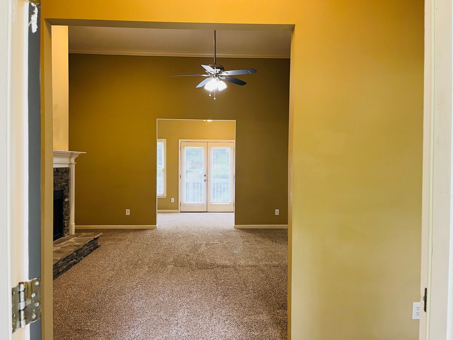 Wow Check Out This Charming 3 Bedroom 2 Bathroom Home Located In Sharpsburg 250 Off 1St Months Rent With Mi On Or Before 8 31 – photo 3