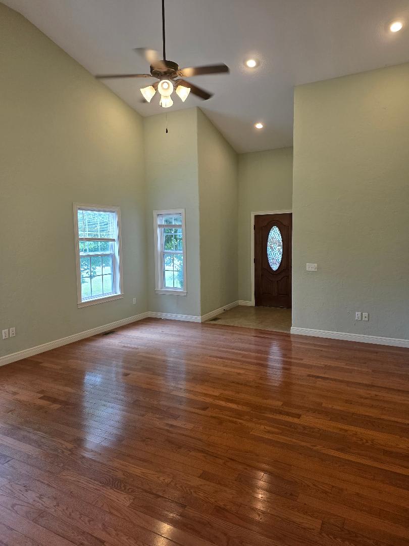 520 Highlandville Rd – photo 3