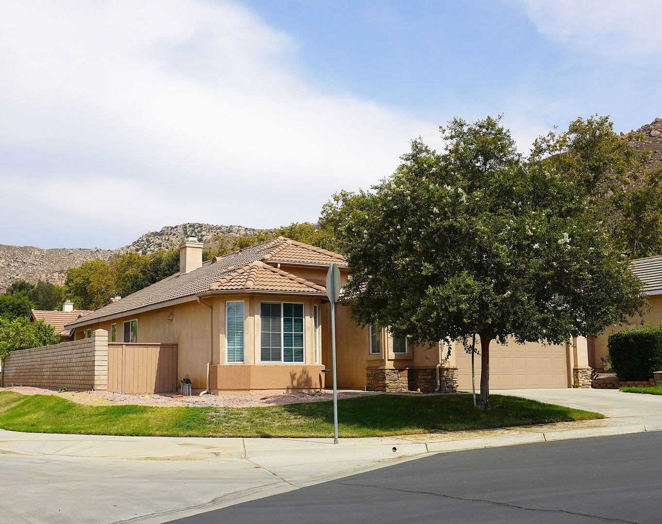 Moreno Valley Gated Senior Community – photo 1