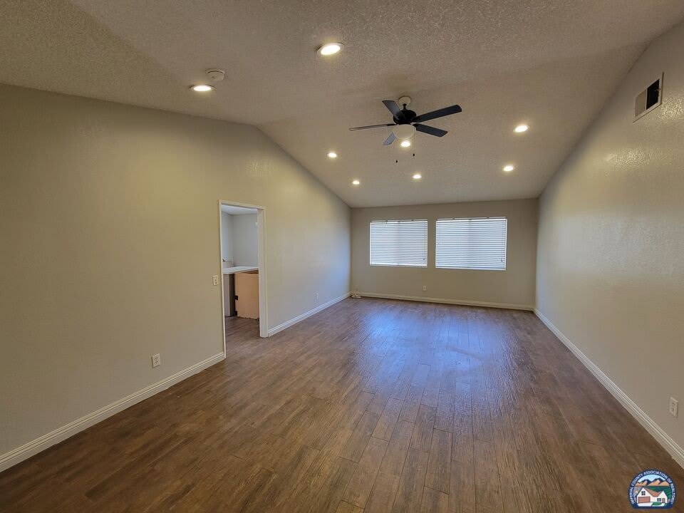 861 W Legion Rd – photo 2