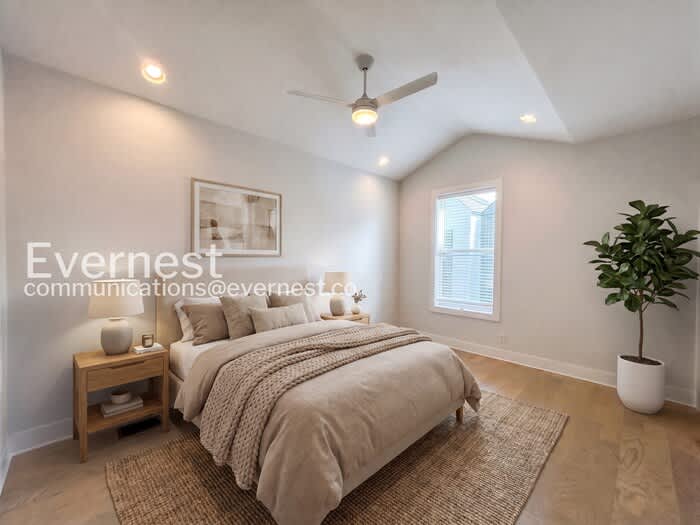 1011 44Th Avenue North – photo 4