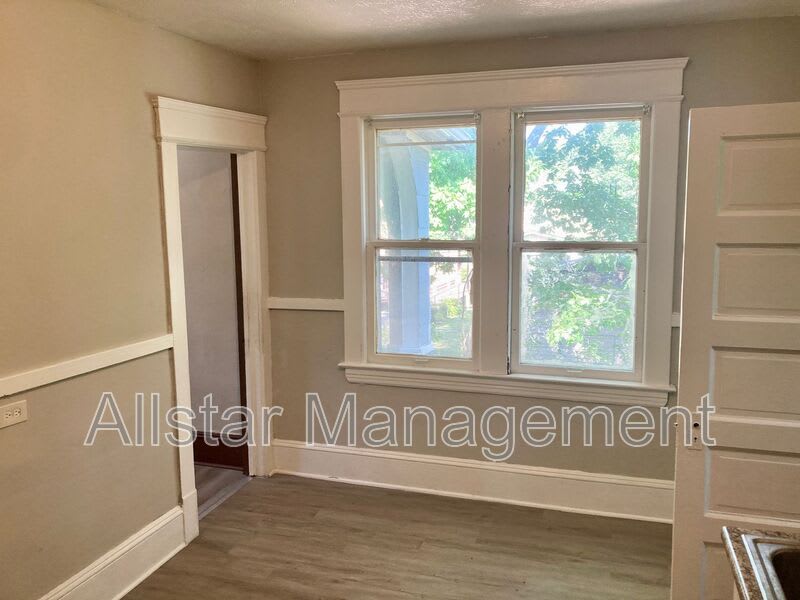 2785 E 117Th Street – photo 3