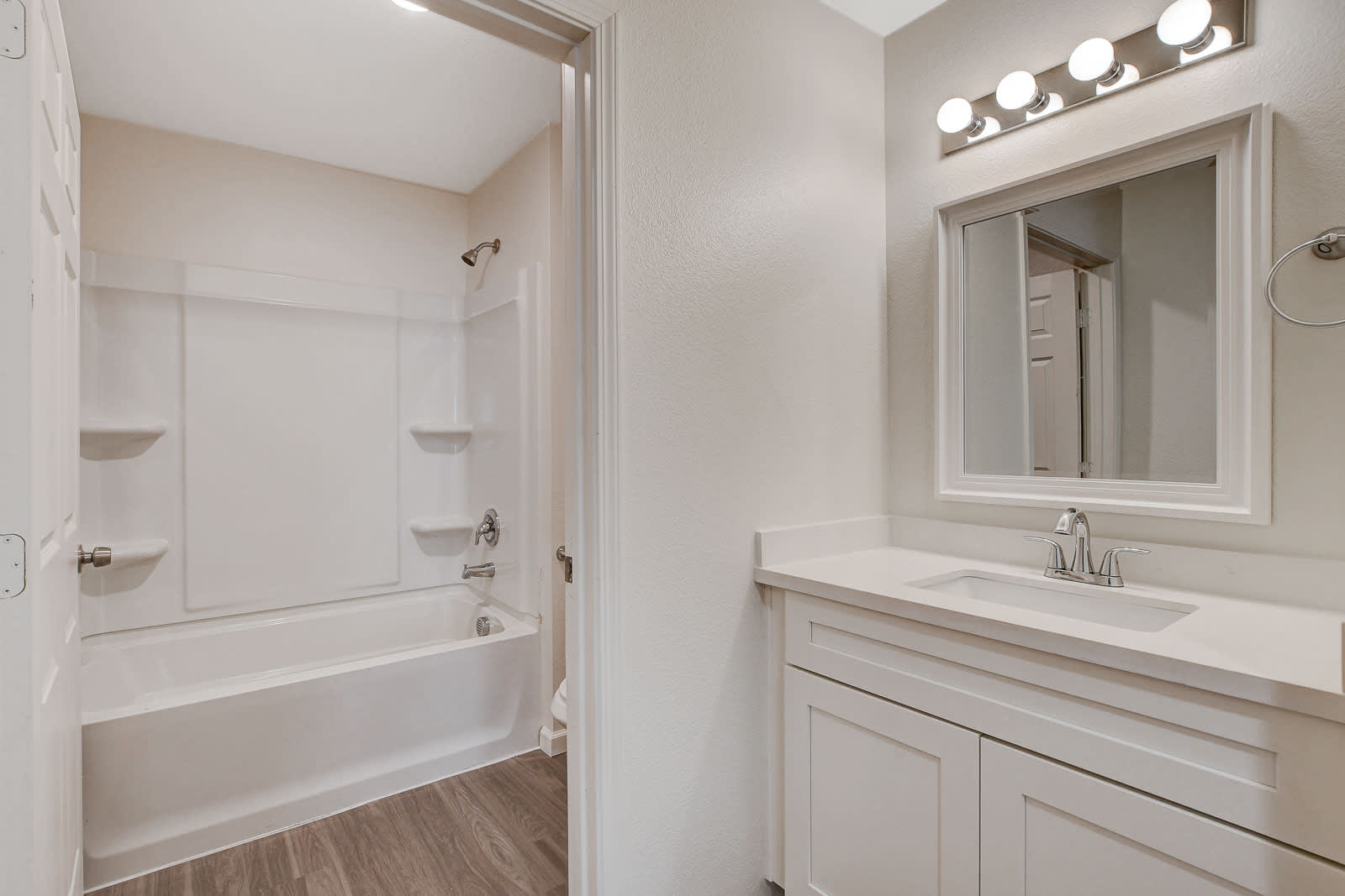 405 South 10th Street – photo 2