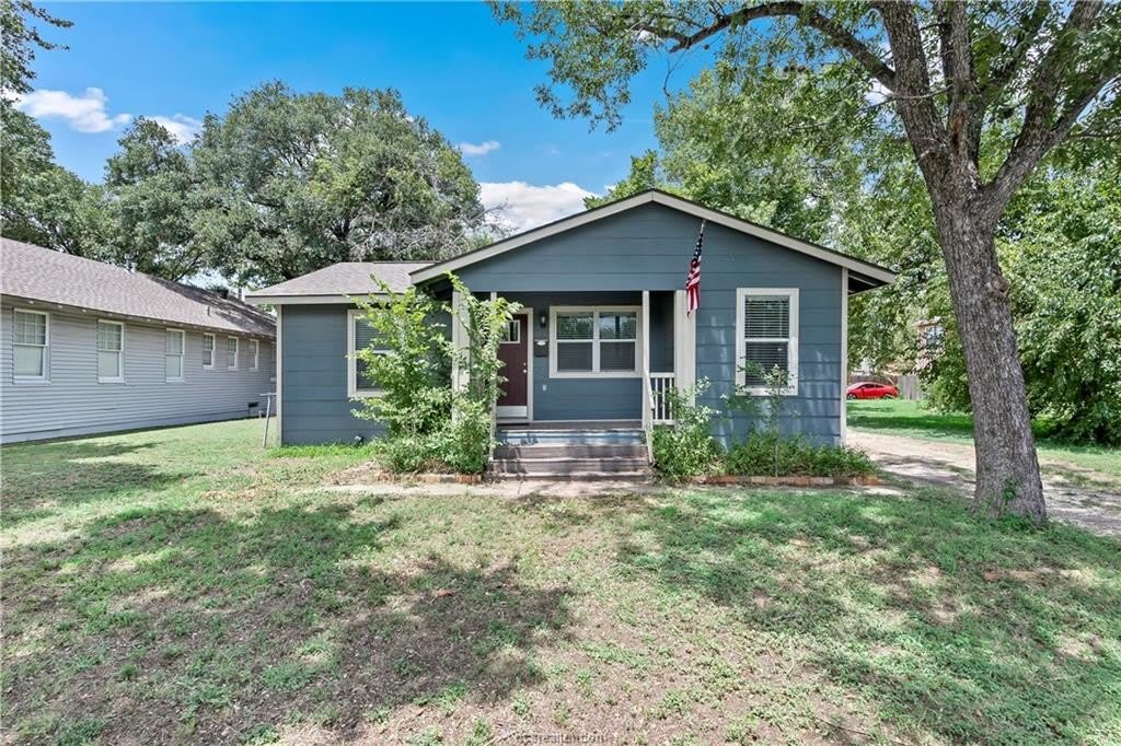 702 E William Joel Bryan Parkway – photo 1