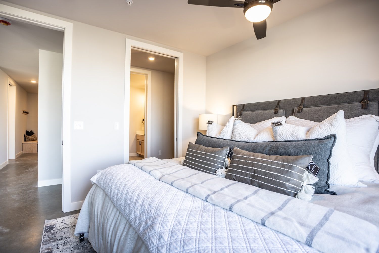 The District Lofts – photo 4