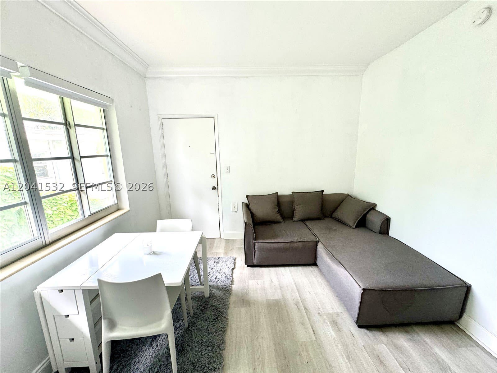 1341 Meridian Ave – photo 4
