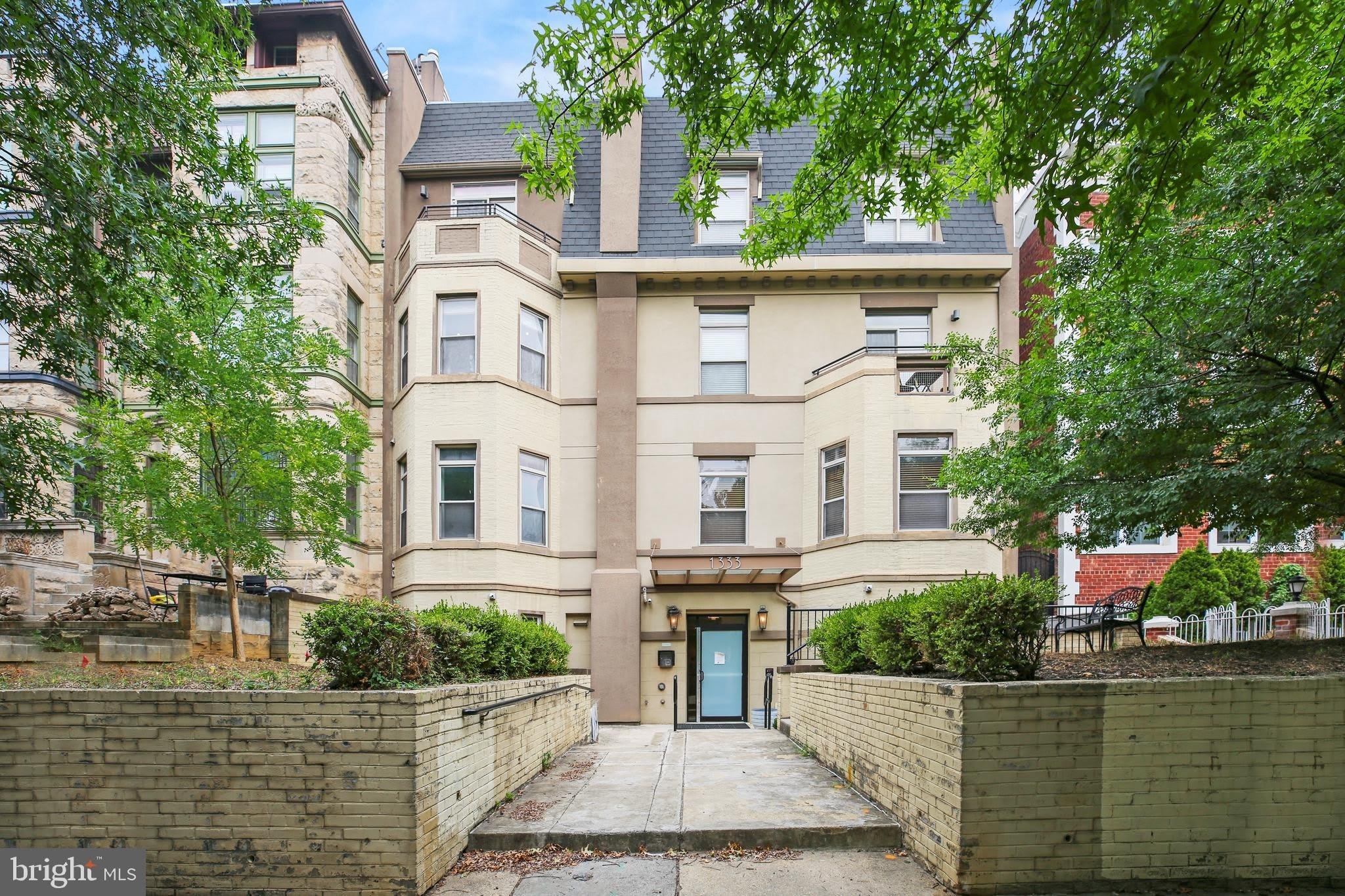 1333 EUCLID Street NW – photo 1