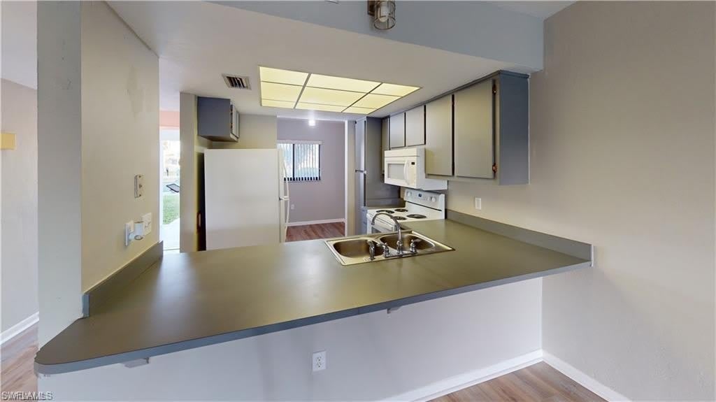 2231 E 5th St – photo 3