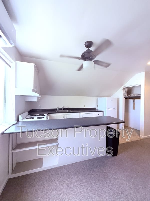4745 E. 2nd Street – photo 2