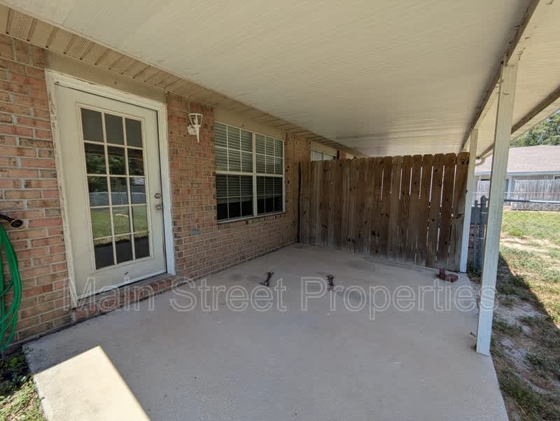 3359 Greenbriar Circle – photo 1