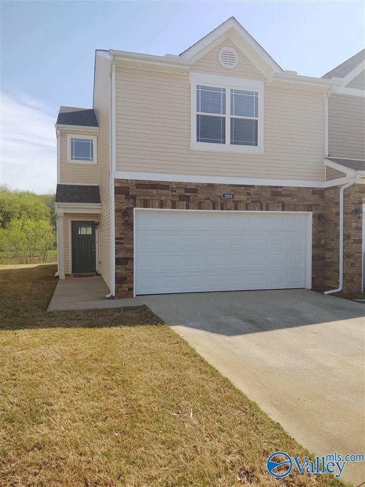 208 Falling Water Lane – photo 2