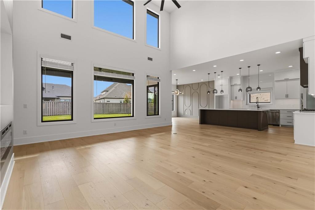 4413 South 88th Street – photo 3