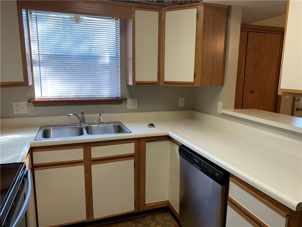460 N Garrett Street – photo 5