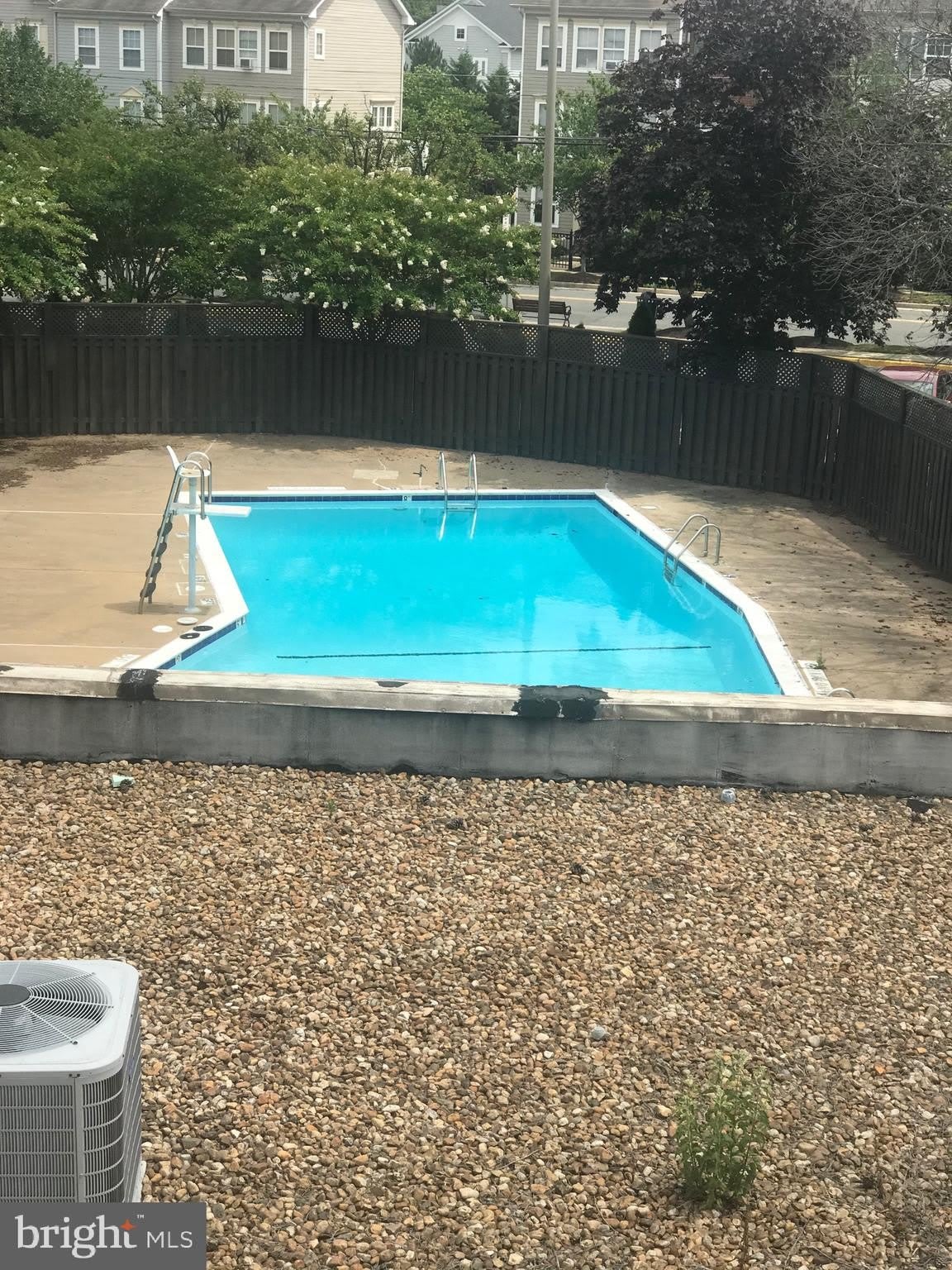 621 CENTER Street – photo 5