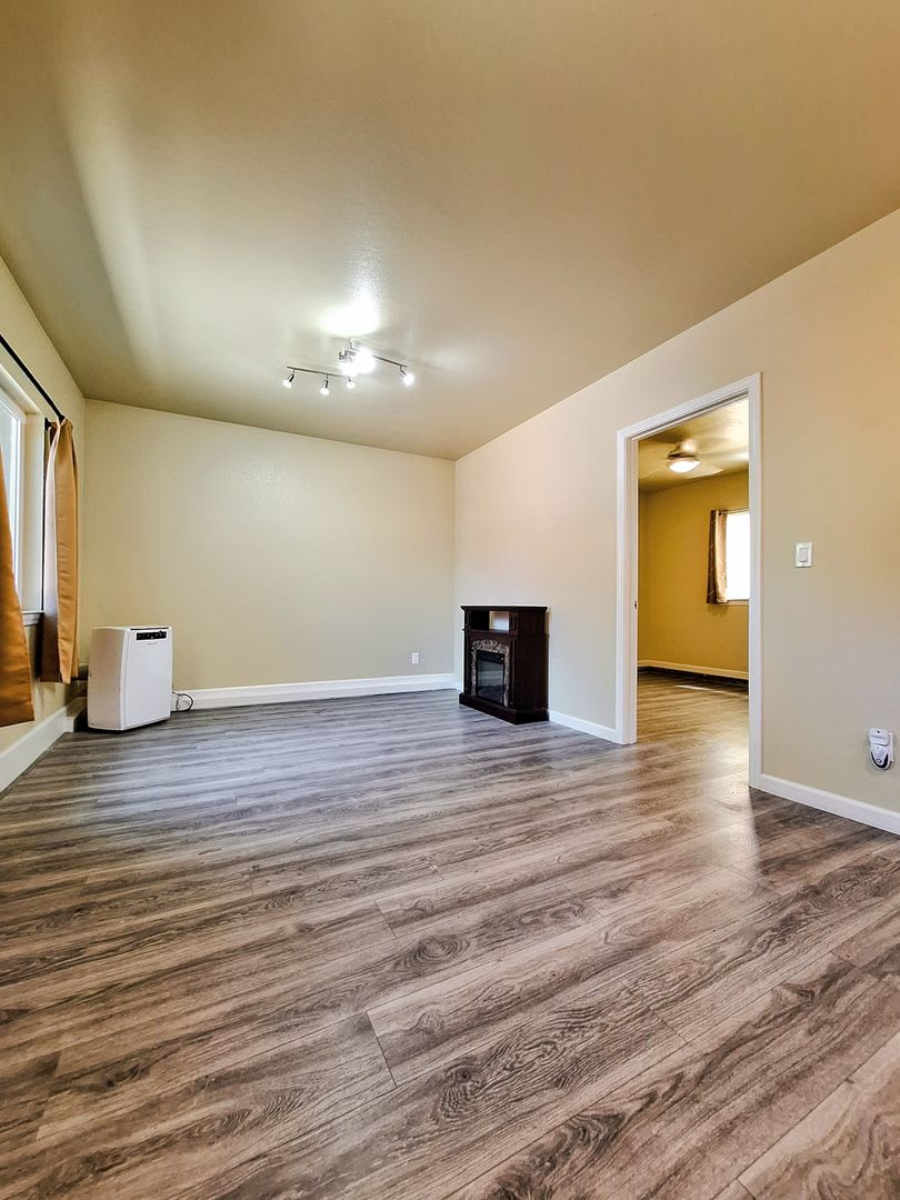 Beautiful 1bd Cottage Recently Remodeled – photo 4