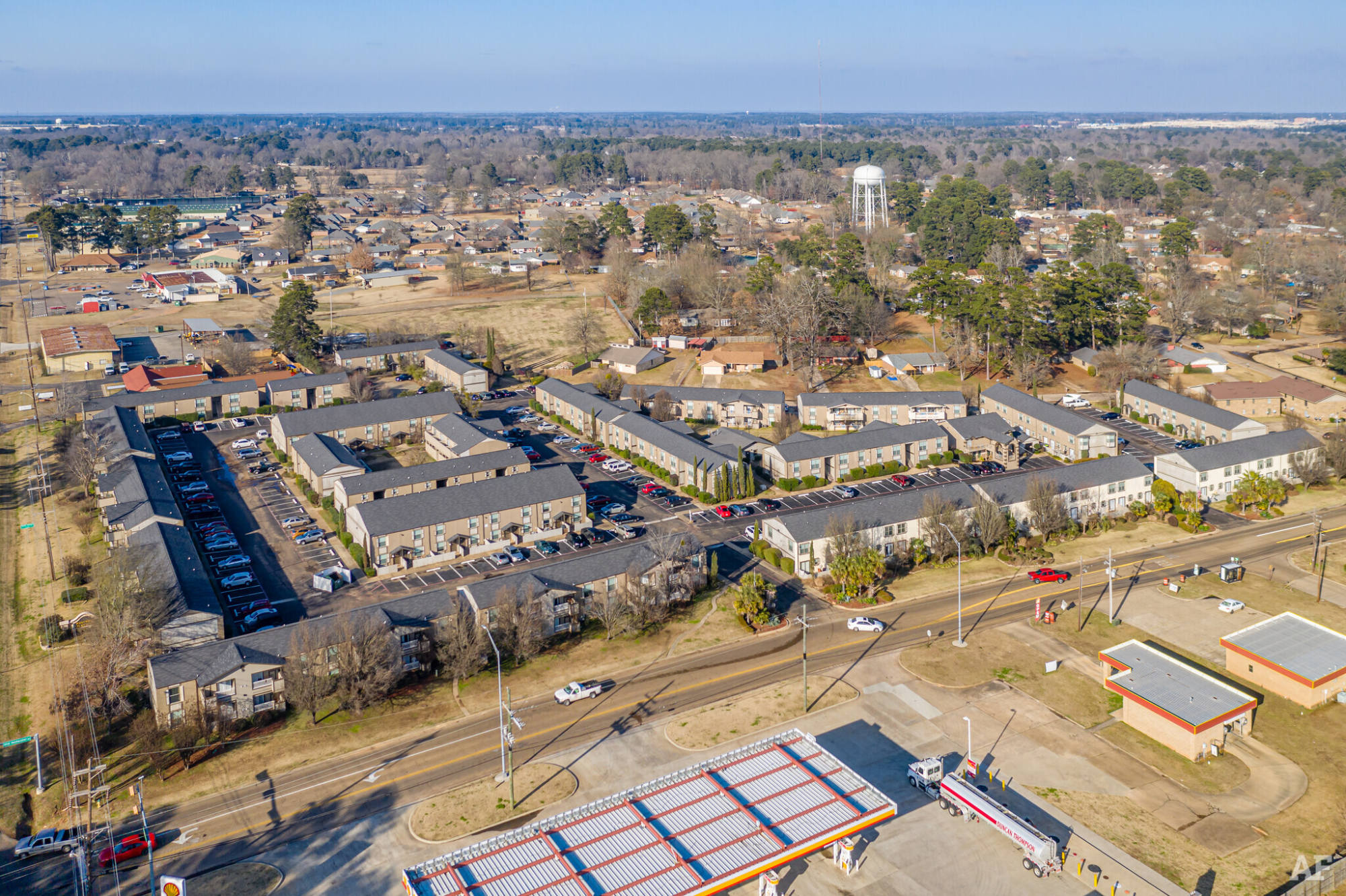 Westwood Apartments – photo 3