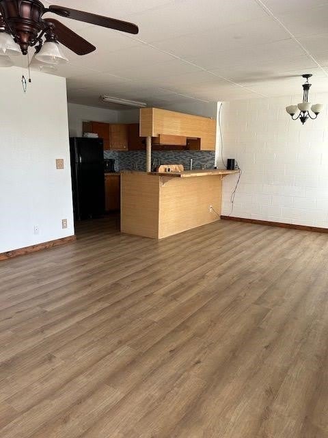 633 N Commercial Street N – photo 4