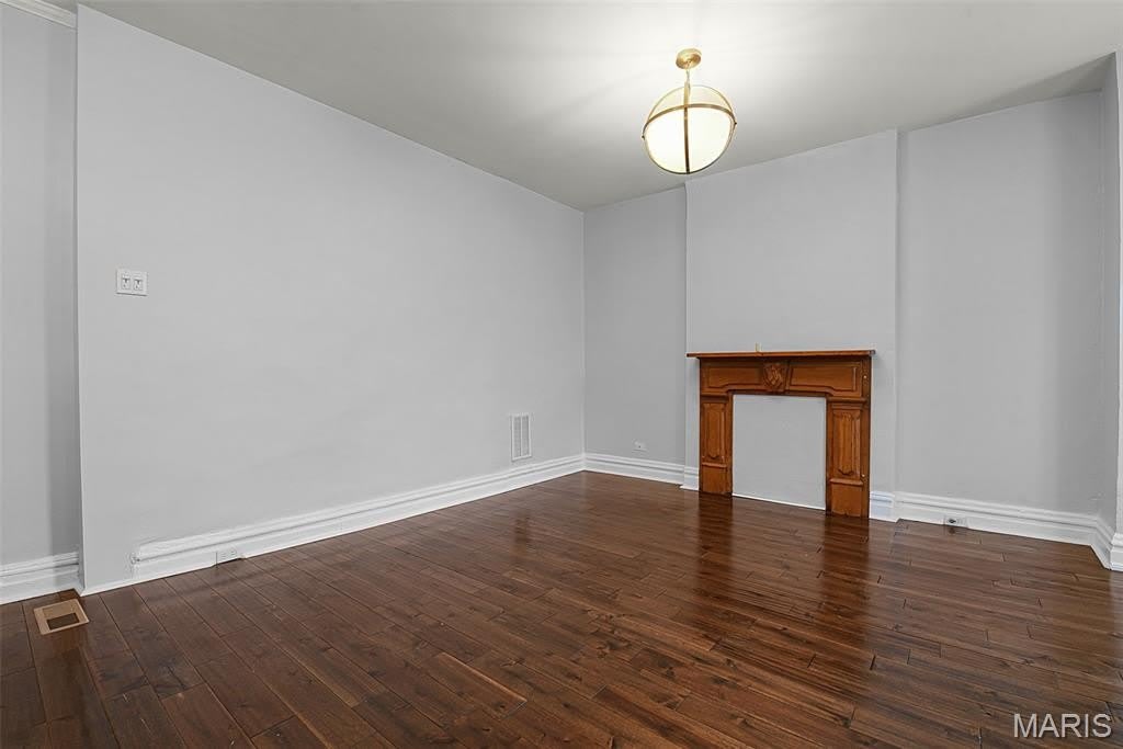 4629 Washington Avenue – photo 3