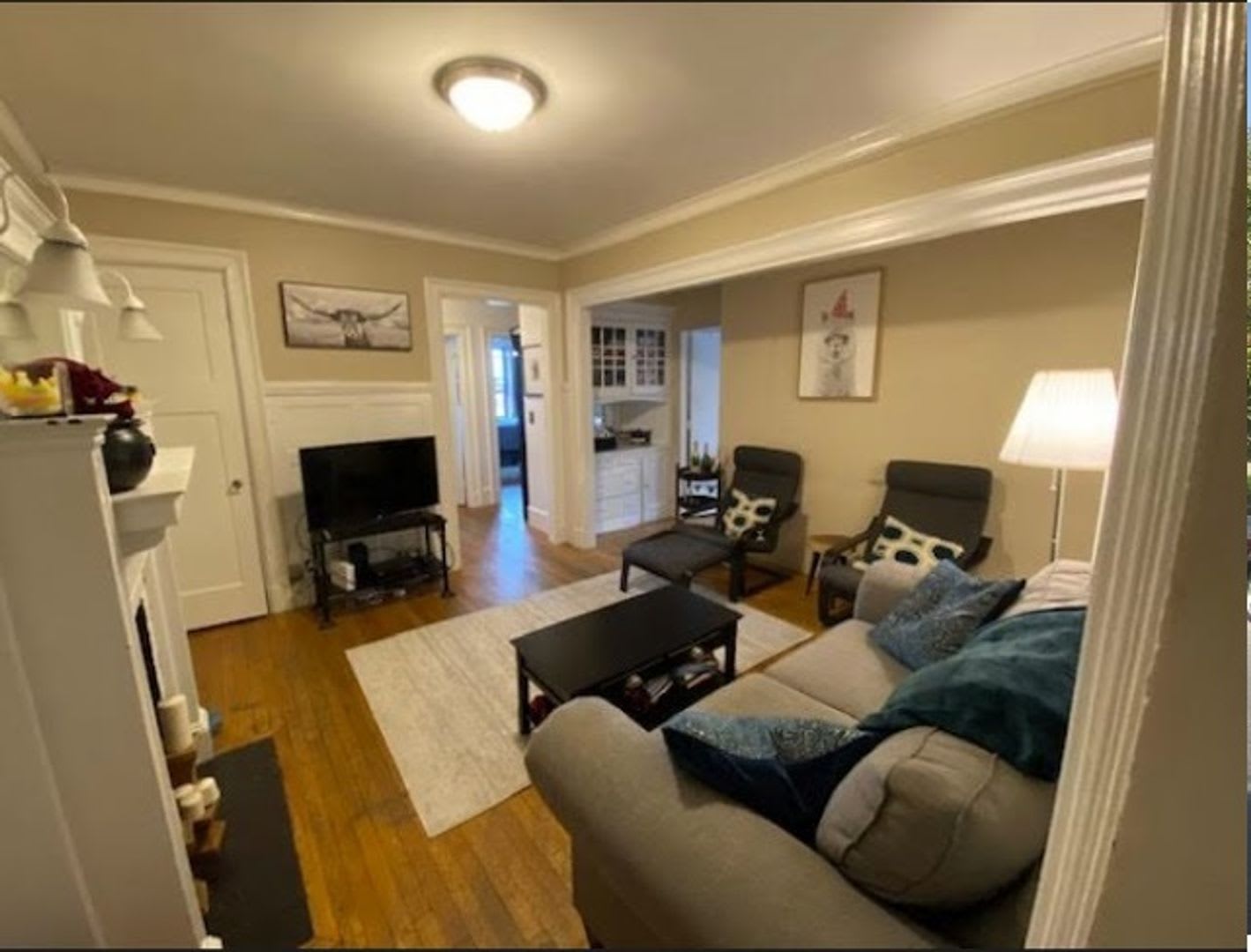 Charming 3 Bedroom- NO Broker FEE – photo 5