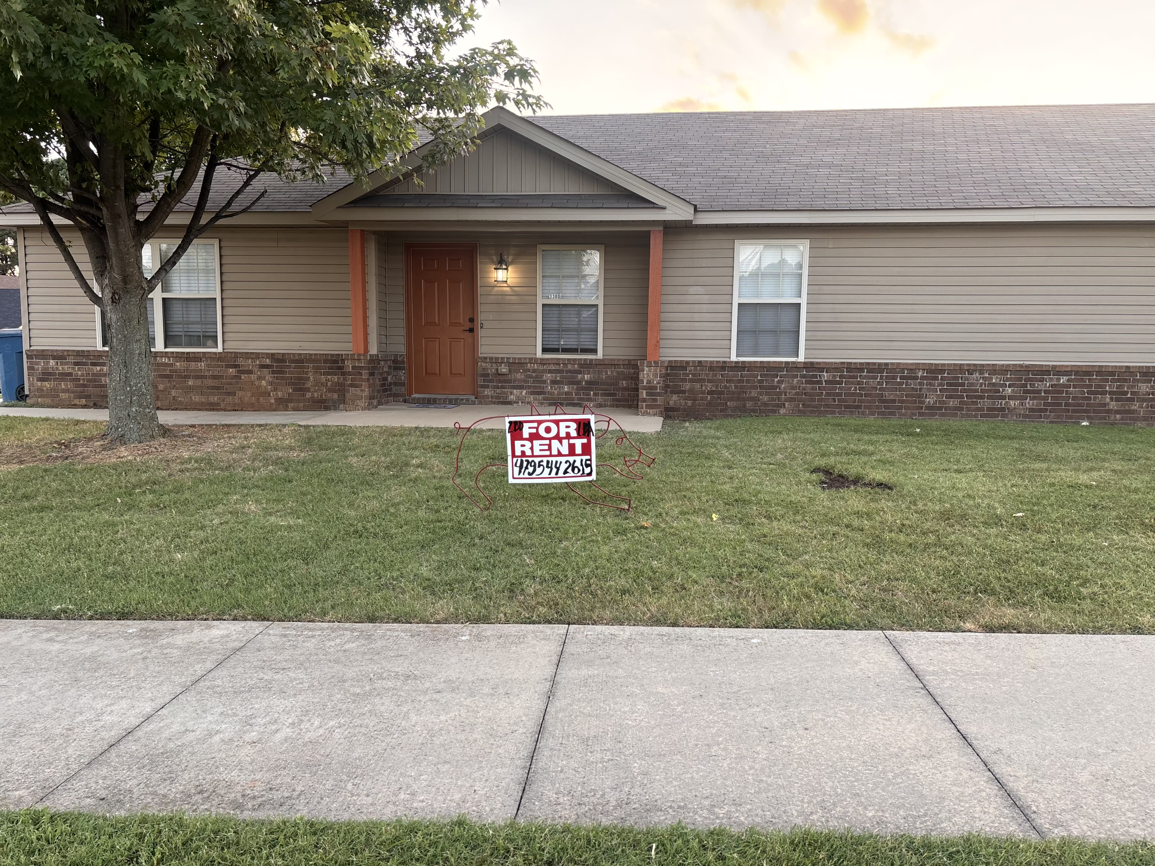 3300 Southwest Victoria Place – photo 1