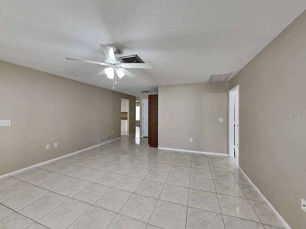 8900 PHYLISS Avenue – photo 2