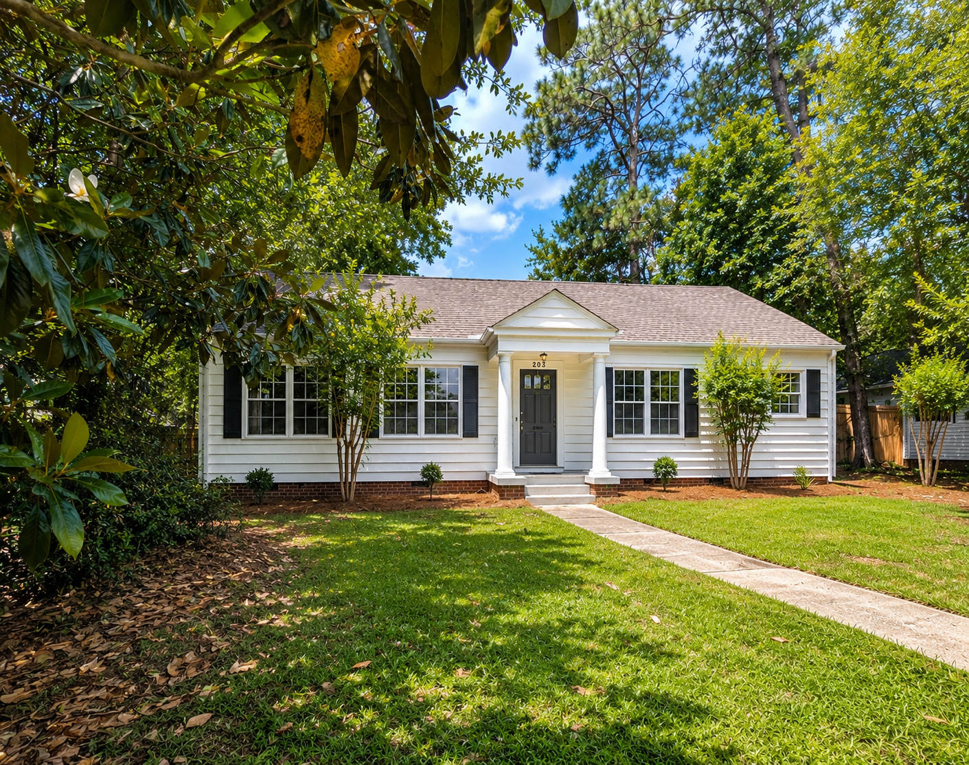 203 S 21st Ave – photo 1