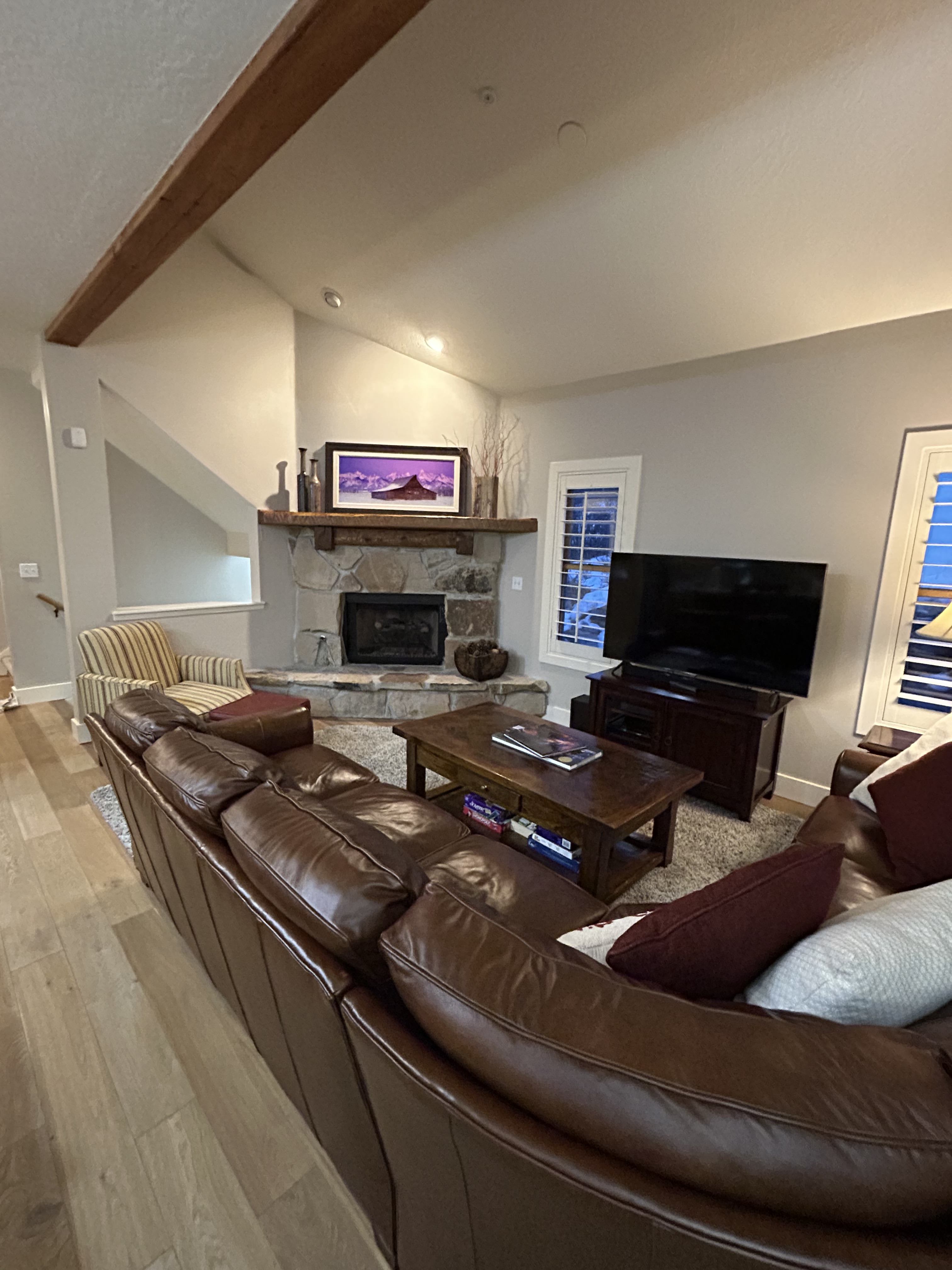 1975 Paddington Drive – photo 2