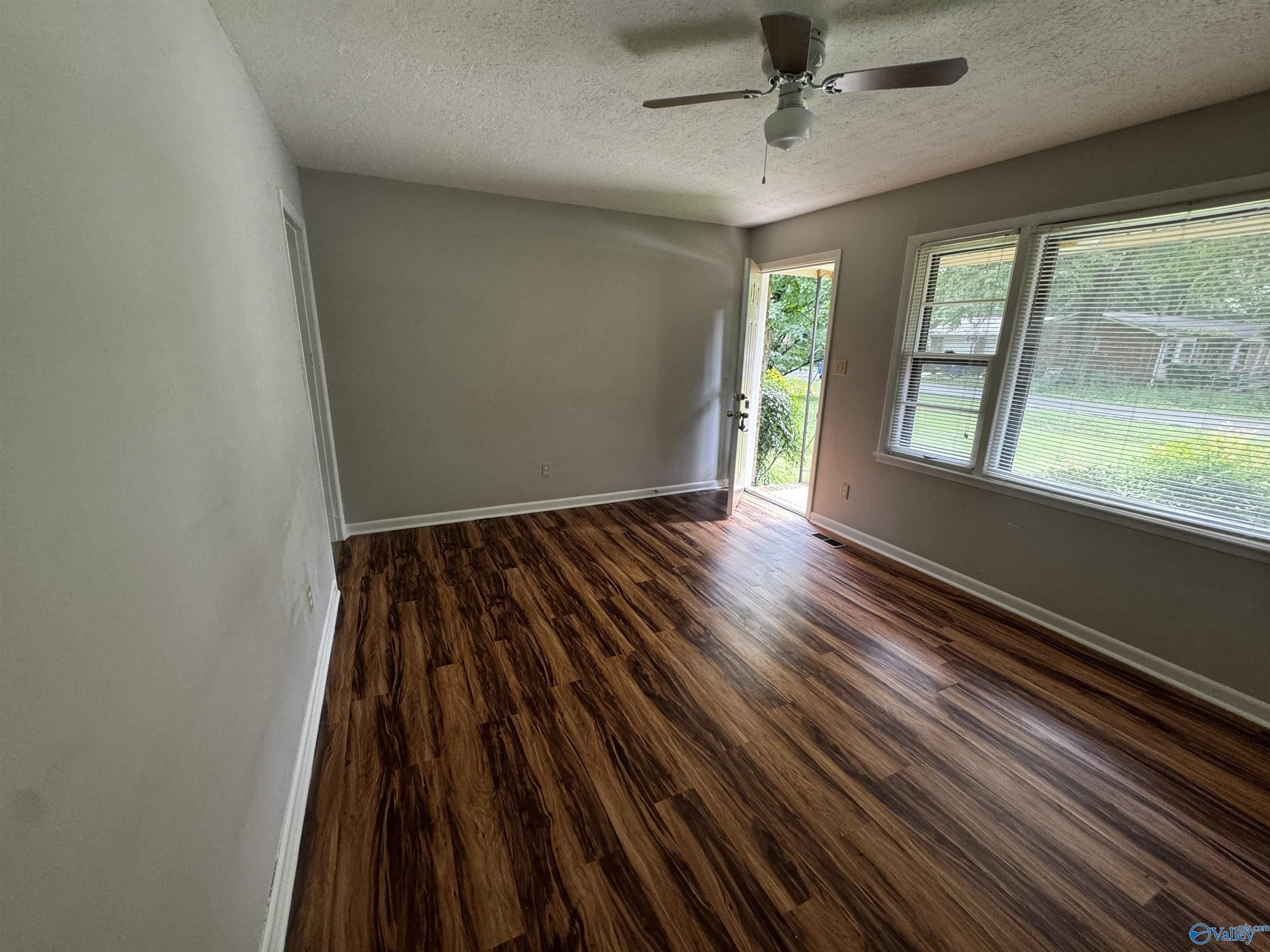 109 Carol Drive – photo 4