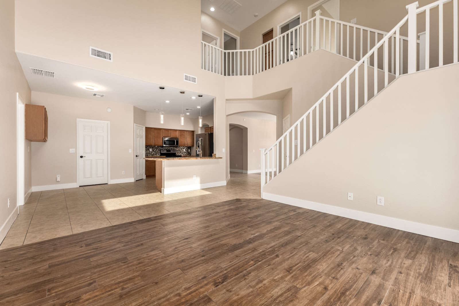 10625 E Knowles Ave – photo 4