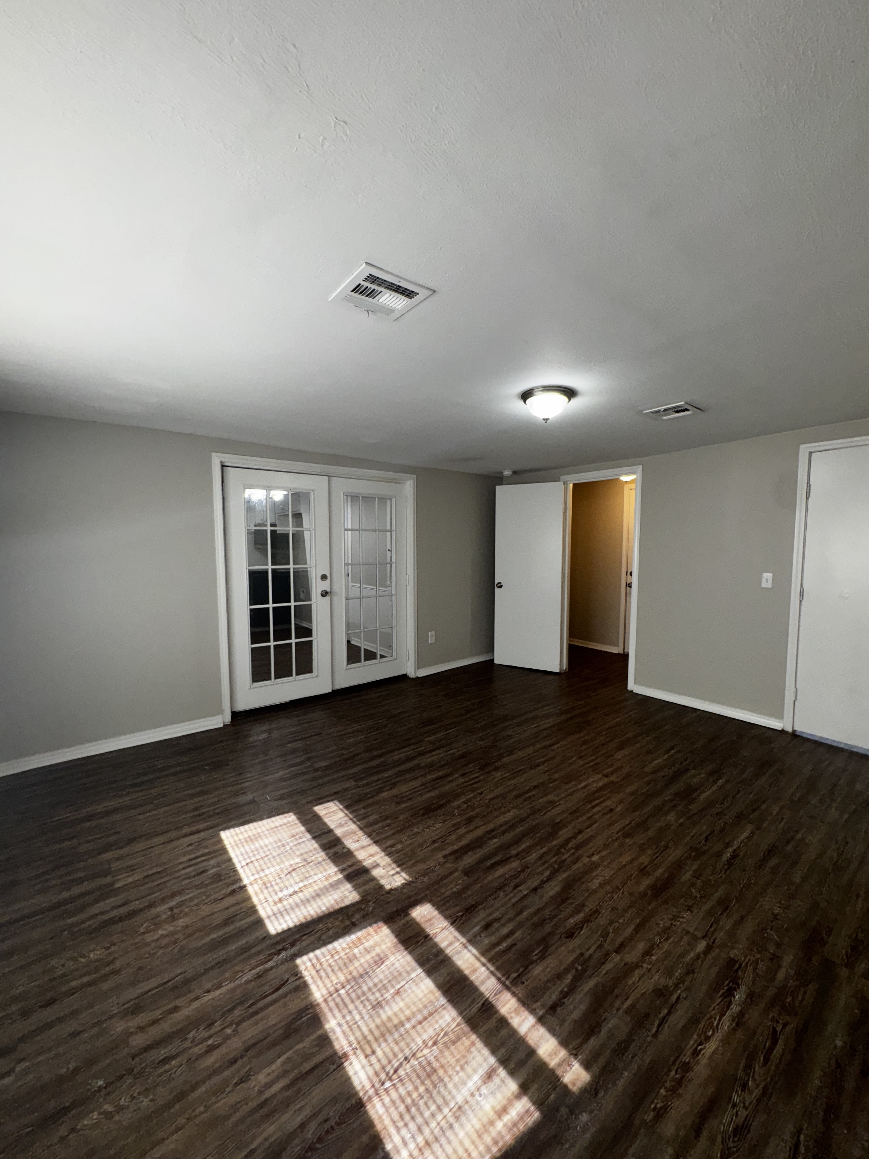 4709 Meench Dr – photo 5