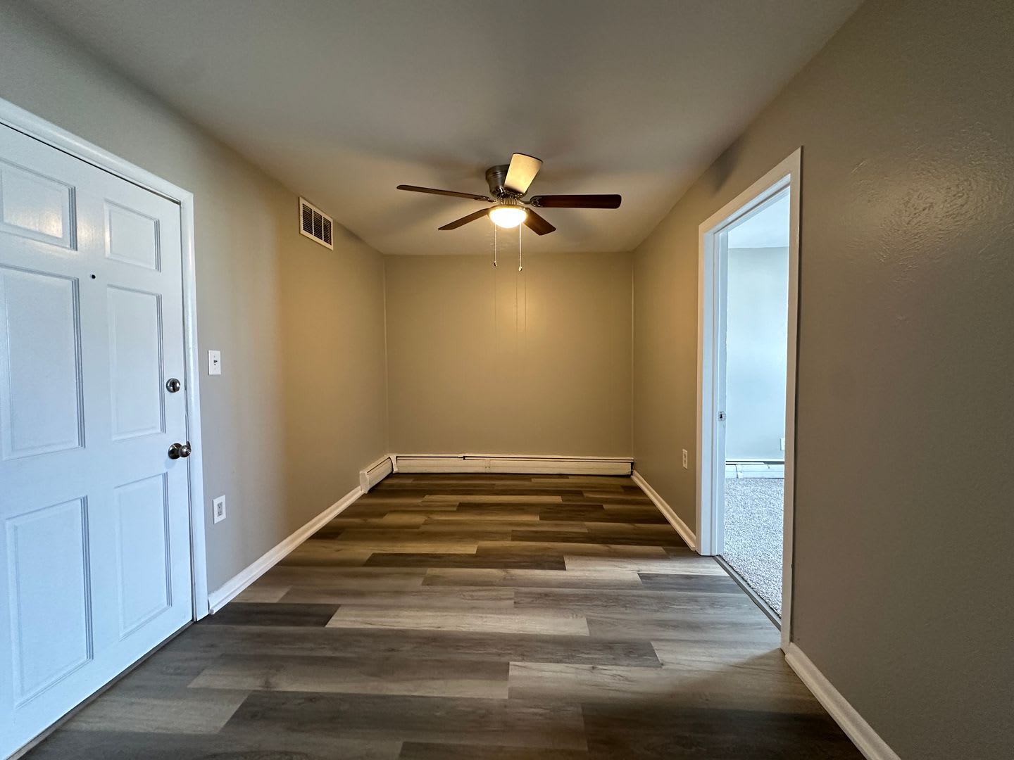 631 N 3rd St – photo 4