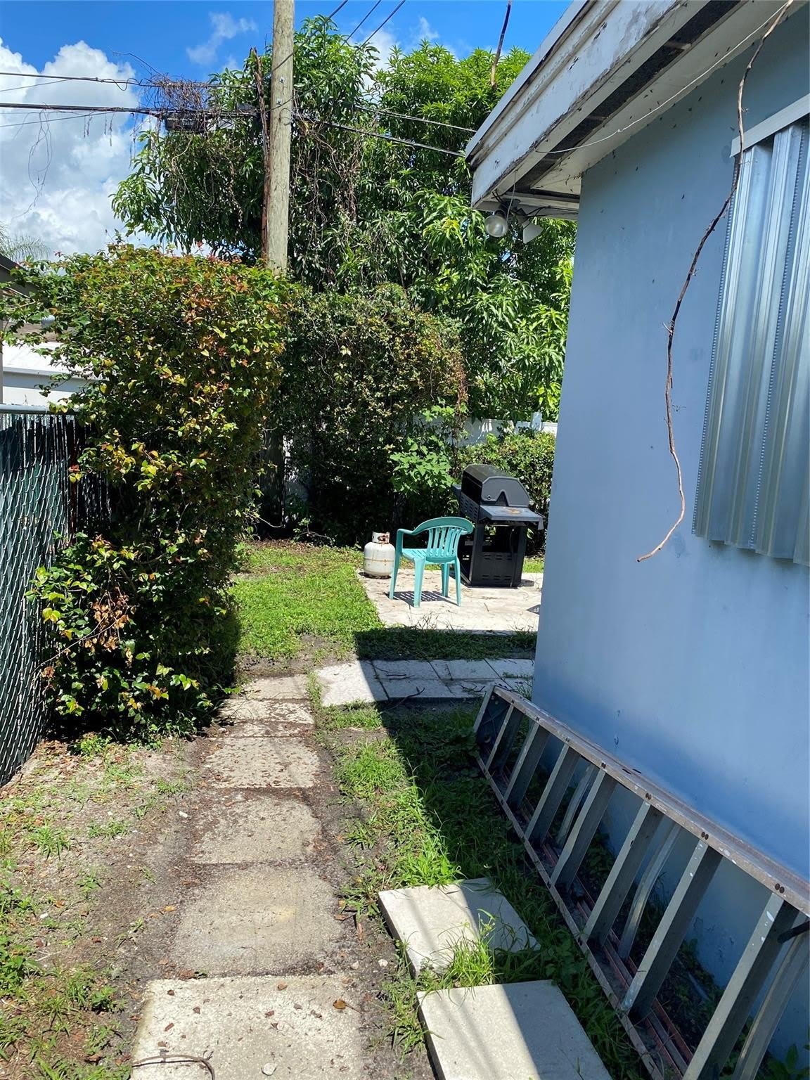 6901 SW 6TH Street – photo 3