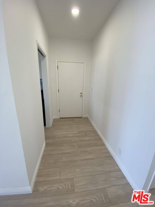 511 San Vicente Boulevard – photo 3