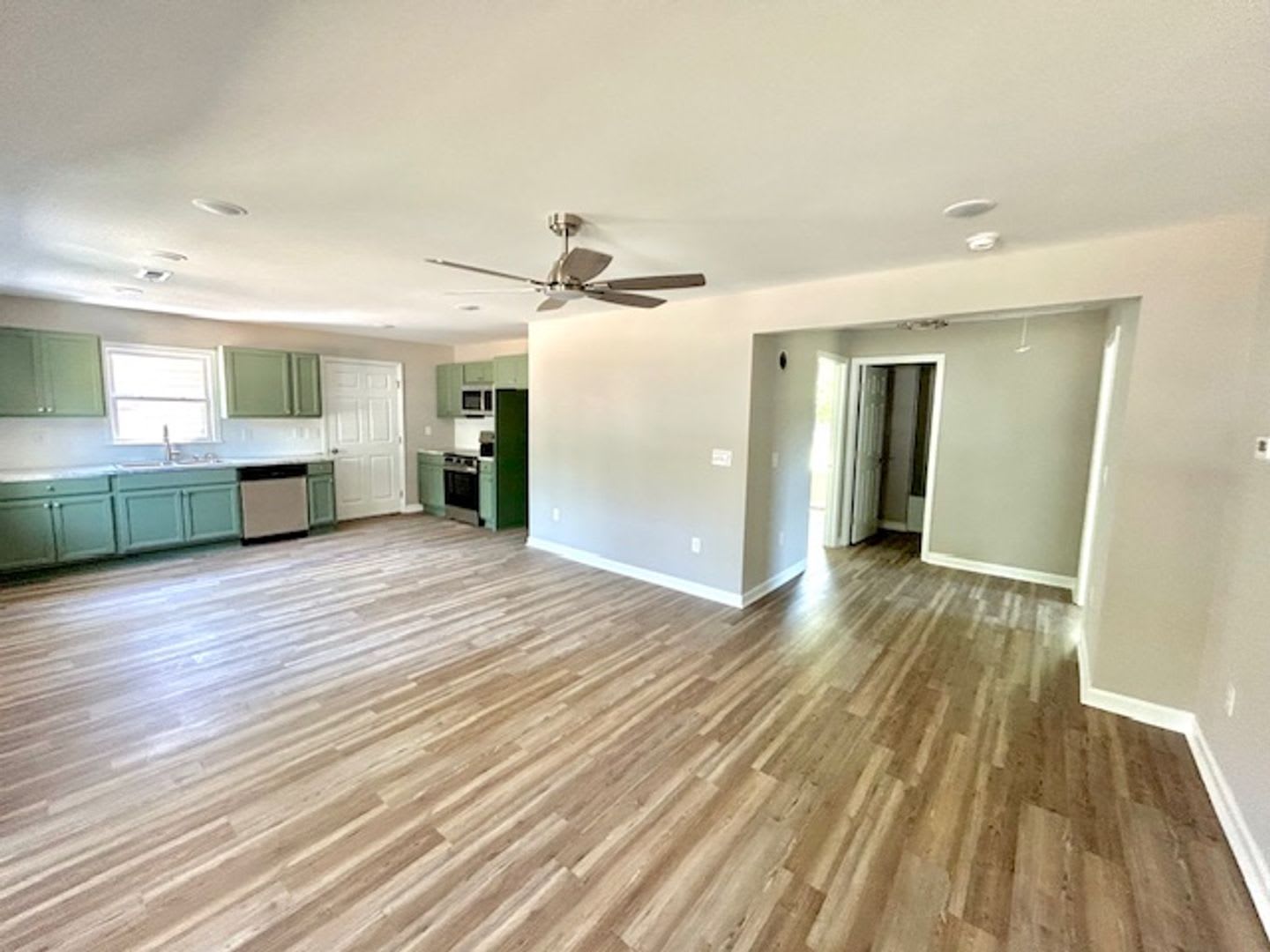 Coming Soon Fully Renovated 3 Bedroom Home In New Hope – photo 1