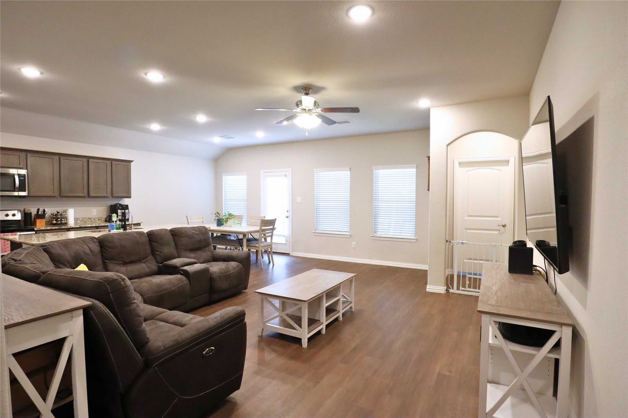 106 Cornell Avenue – photo 4