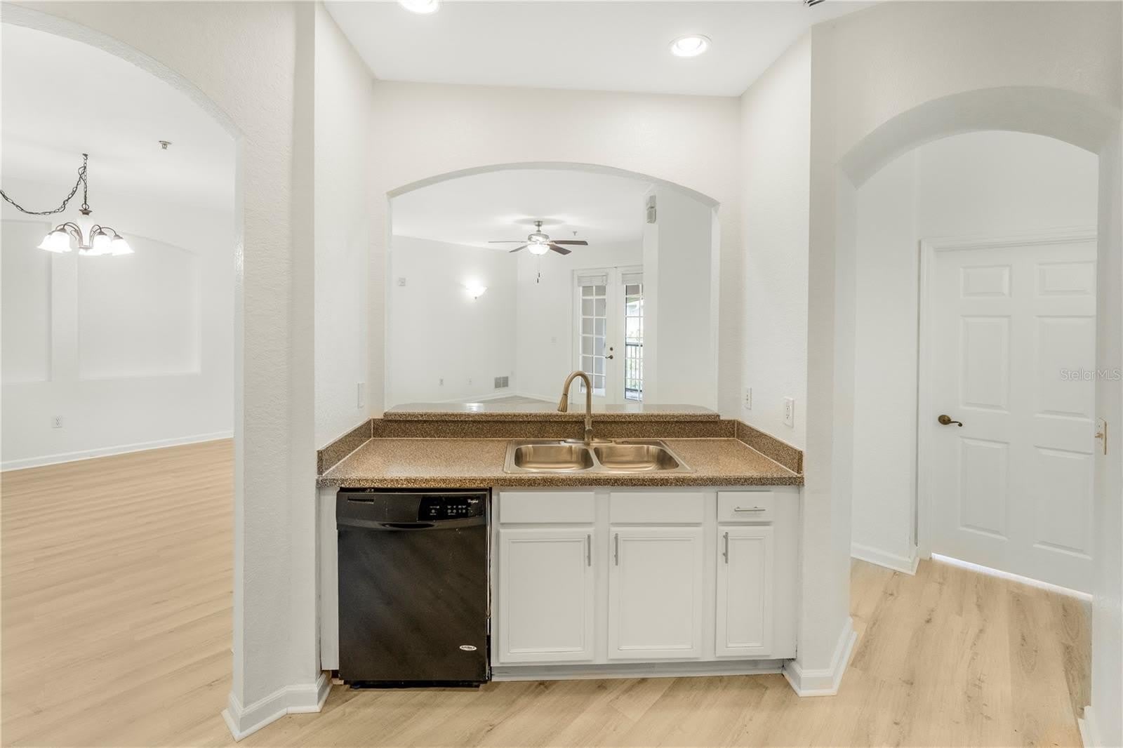 3351 WHITESTONE Circle – photo 4