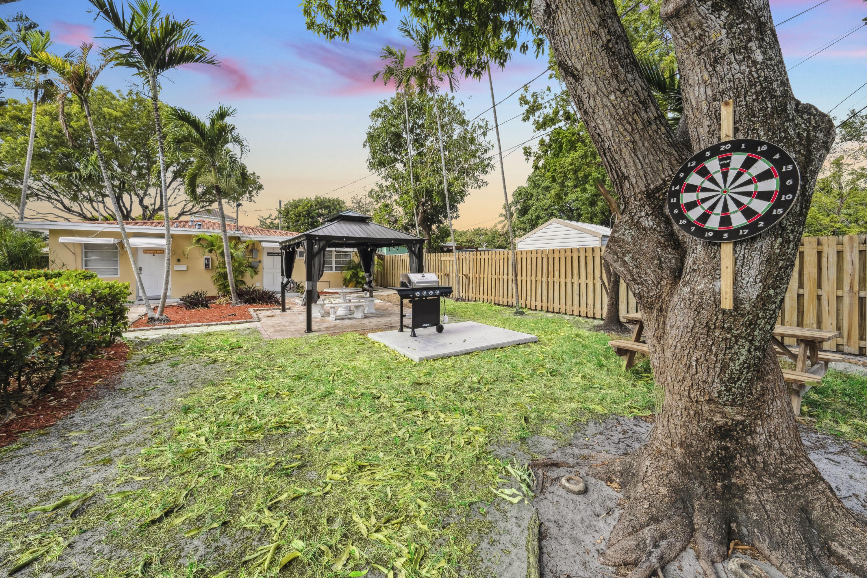 1420 MIAMI Road – photo 3