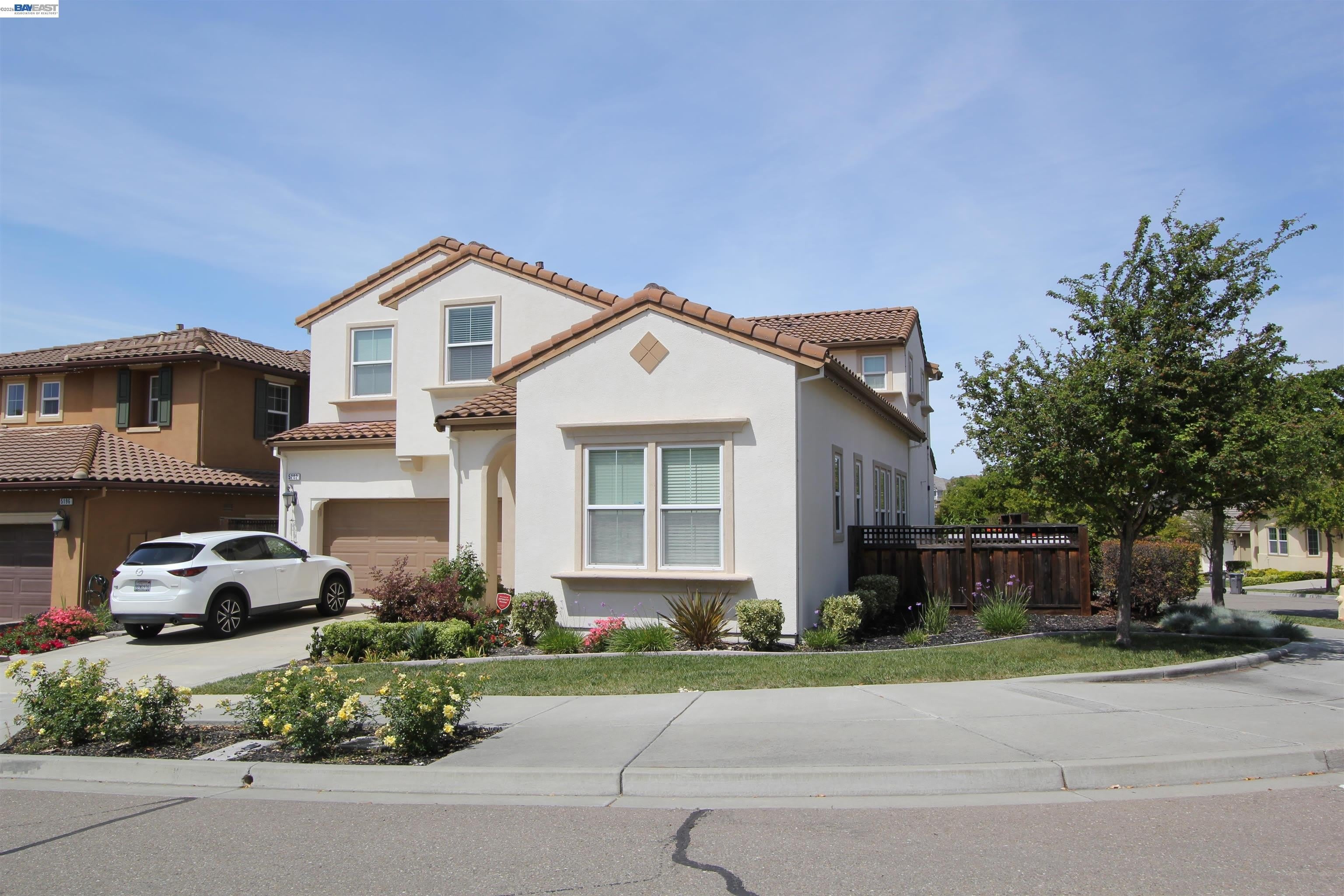 5202 SALERNO DR – photo 2
