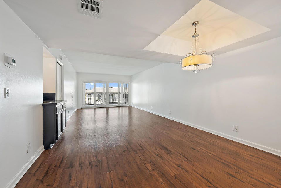 155 Yacht Club Drive – photo 3