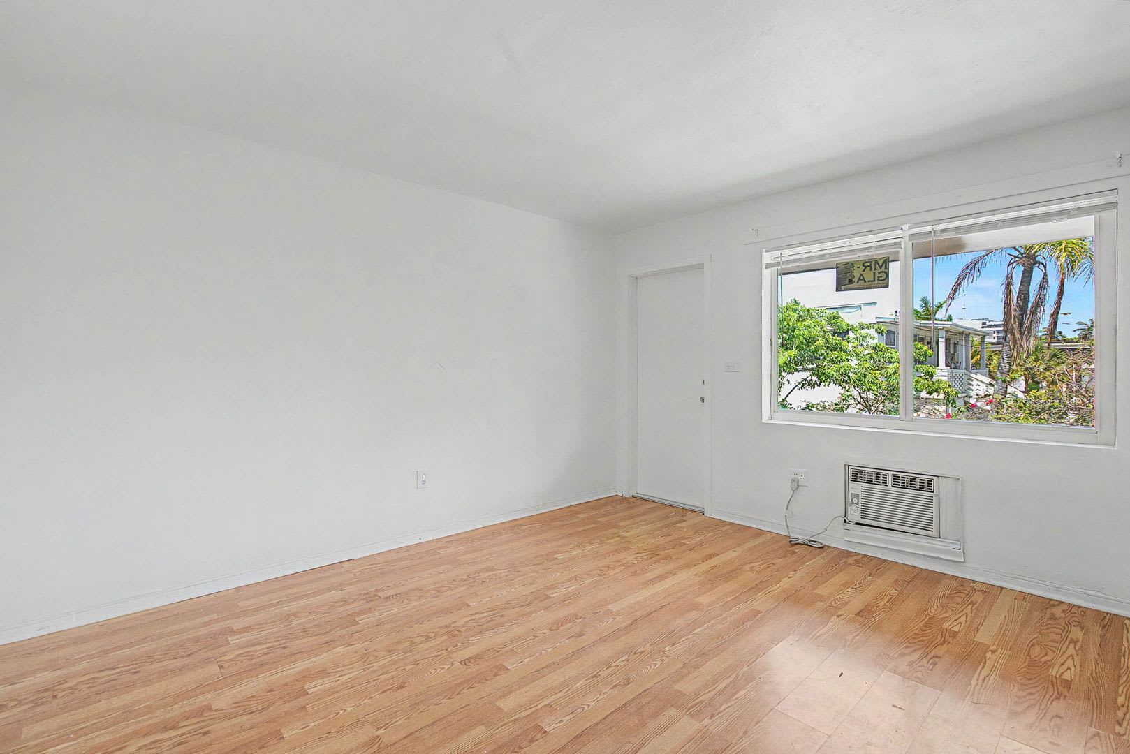 60 NW 79th St – photo 4