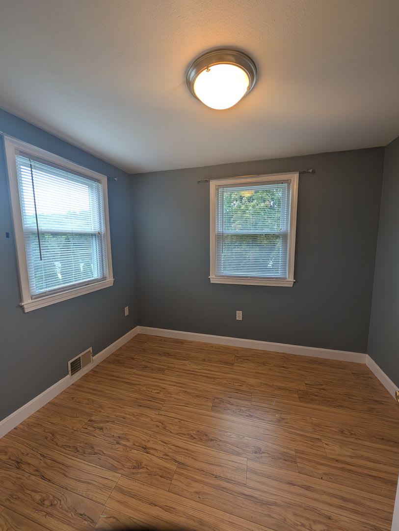 Charming Lakefront home in Mendon – $3,000/Month – photo 3