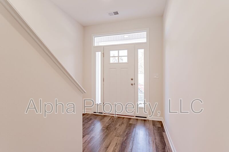 328 Trail Branch Ct – photo 2