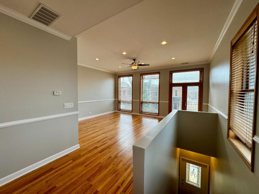 1537 N Fairfield – photo 2