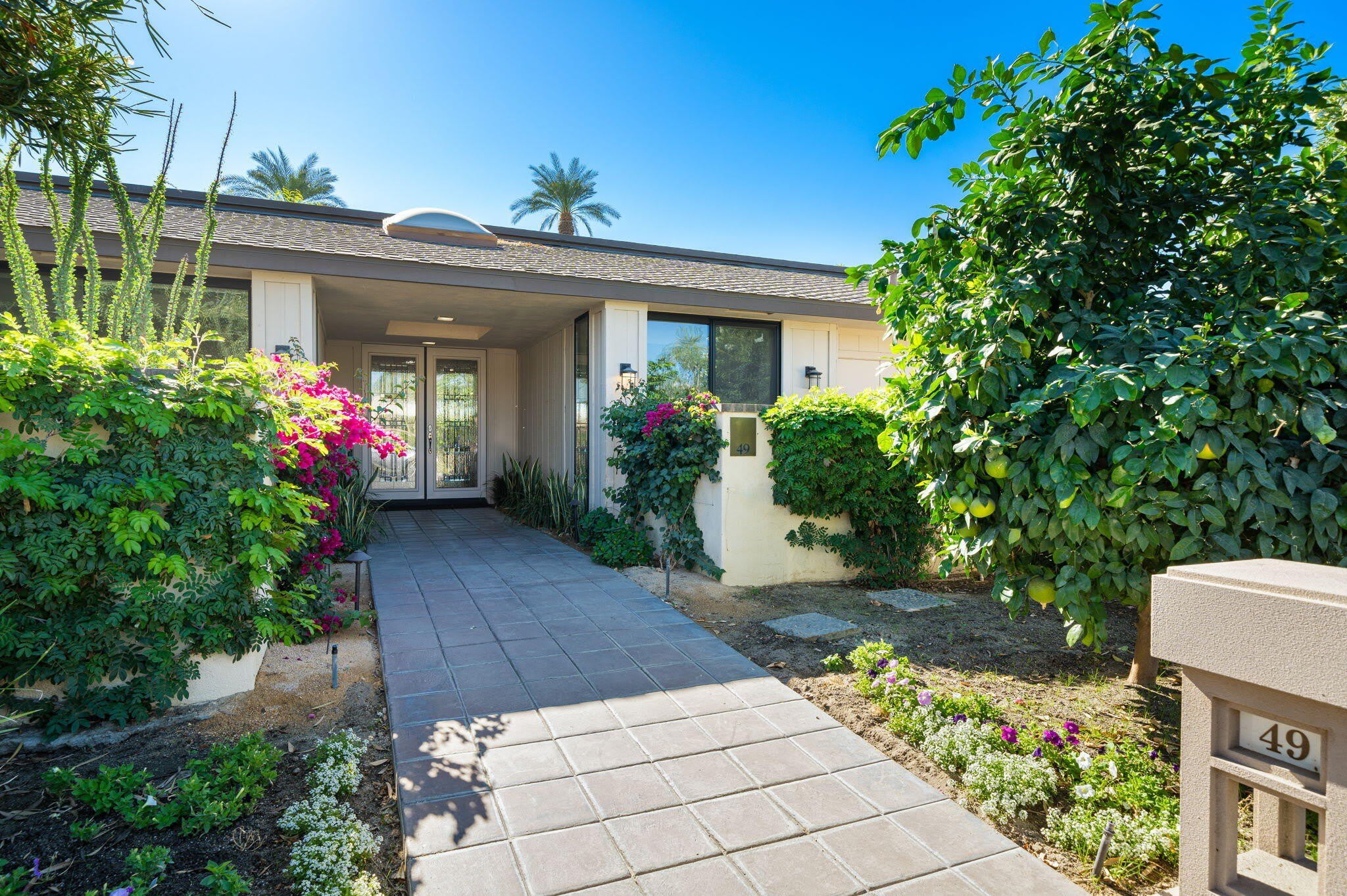 49 Columbia Drive – photo 2
